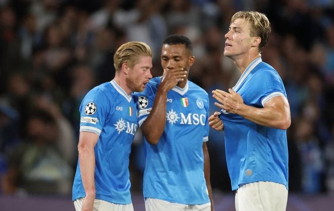 4-1逆转！阿森纳成功翻盘，曼城切尔西纷纷晋级，热刺早早出局